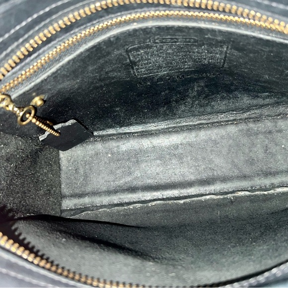 Vintage Metropolis Coach Purse - Picture 15 of 16